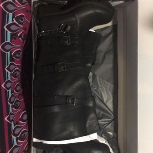 Torrid Tall Boots Size 7